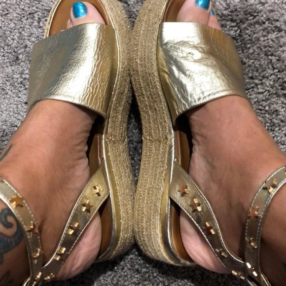 Gorgeous Ovye Embellished Platform Espadrilles - Picture 3 of 6